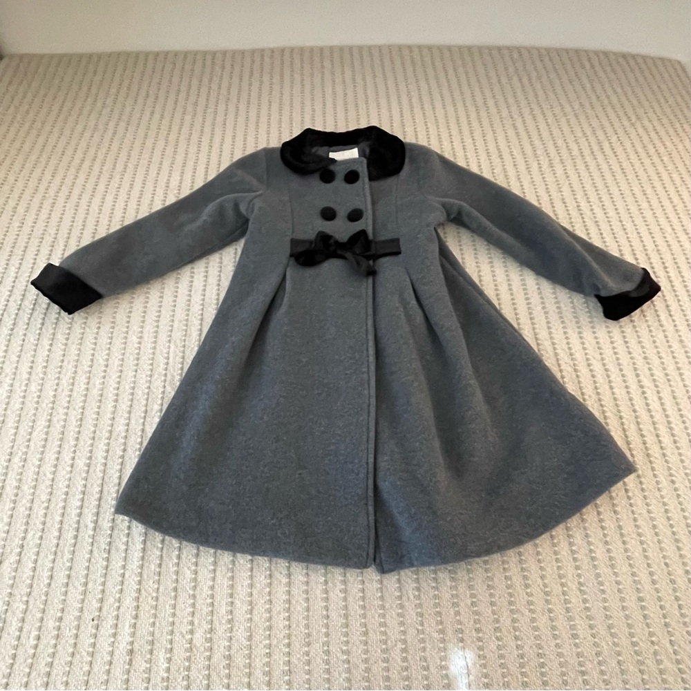 Copper Key Gray Coat with Black Details - Girl’s - Size: 6 - 6X
